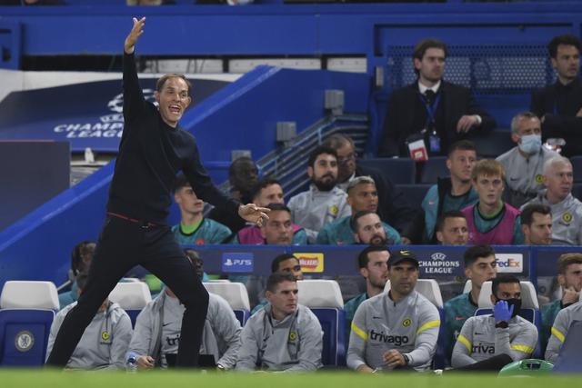 国王力克独行侠止6连败 恩比德37分76人4连胜