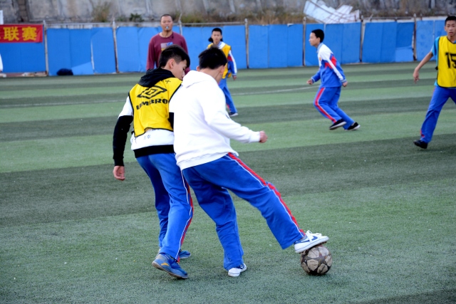 郑薇：朝鲜主力中锋缺阵 我们临时打小球战术